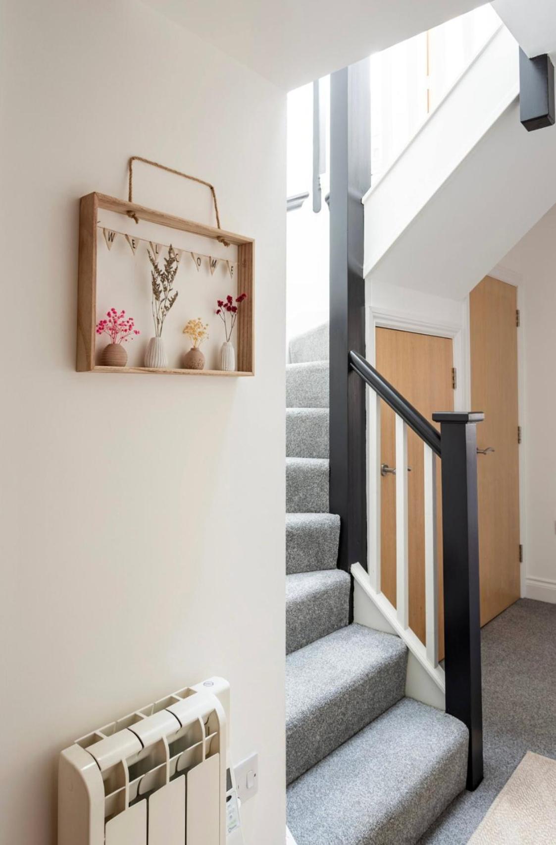 Beautiful 2 Bed Apartment Just Steps To The Beach Weymouth Esterno foto